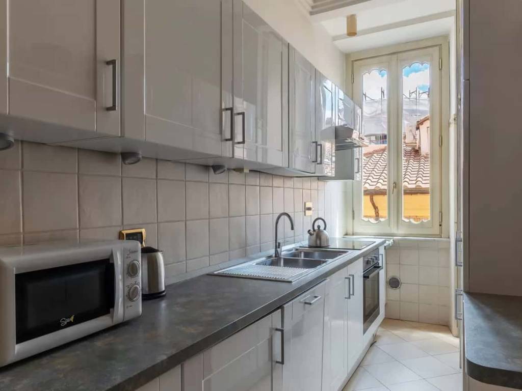 appartamento in affitto a Roma in zona Trevi-Colonna