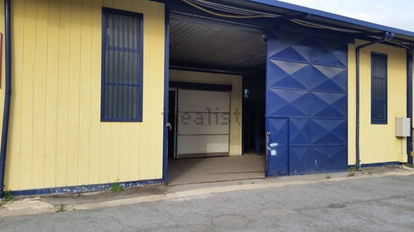 capannone in affitto a Roma