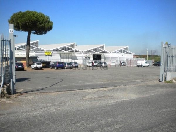 locale di sgombero in affitto a Roma in zona Castel di Leva