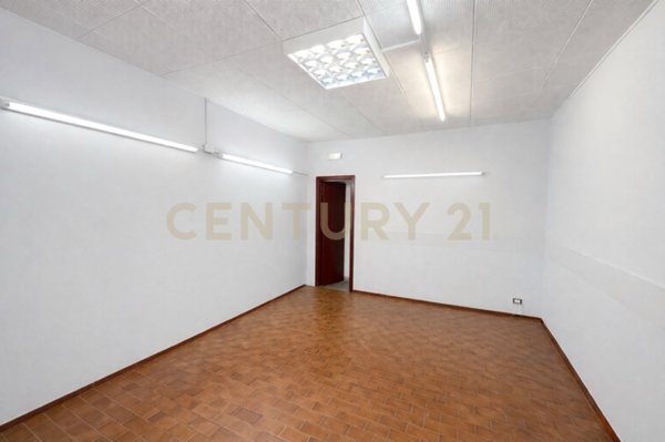 negozio in affitto a Roma in zona Esquilino