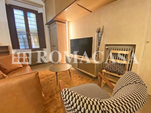 appartamento in affitto a Roma in zona Rione Regola