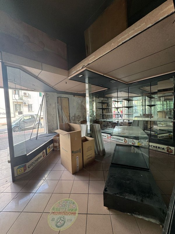 locale commerciale in affitto a Roma in zona Primavalle