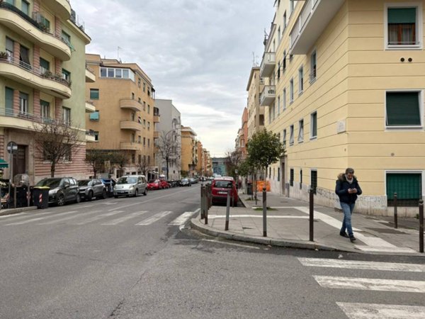 negozio in affitto a Roma in zona Nomentano