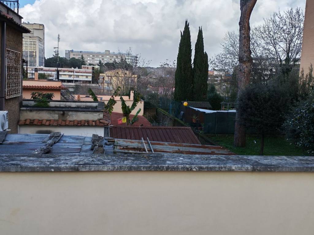 casa indipendente in affitto a Roma in zona EUR