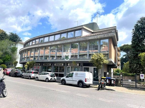 ufficio in affitto a Roma in zona EUR