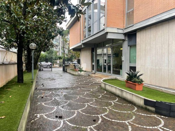 ufficio in affitto a Roma in zona EUR