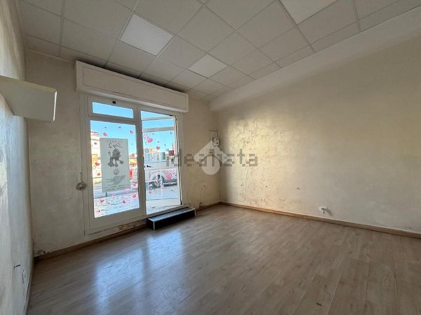 locale commerciale in affitto a Roma in zona Alessandrino