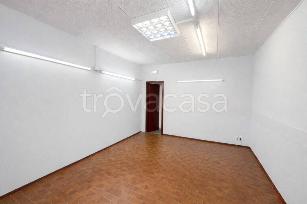 negozio in affitto a Roma in zona Esquilino