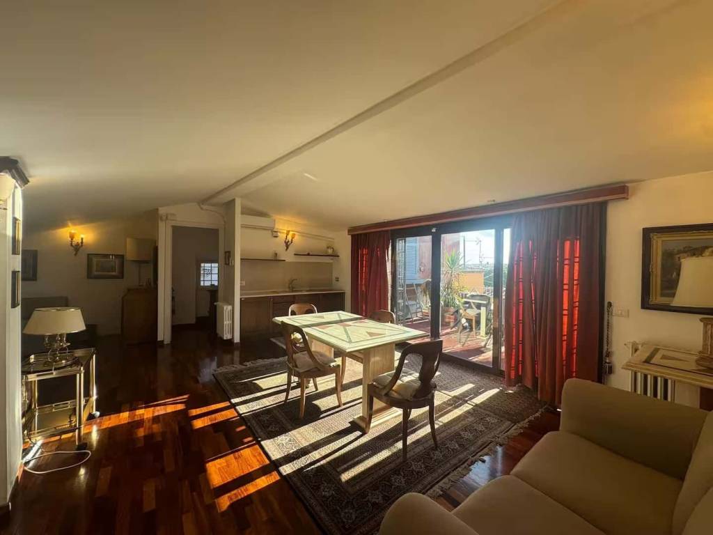 appartamento in affitto a Roma in zona Rione Monti/Campitelli