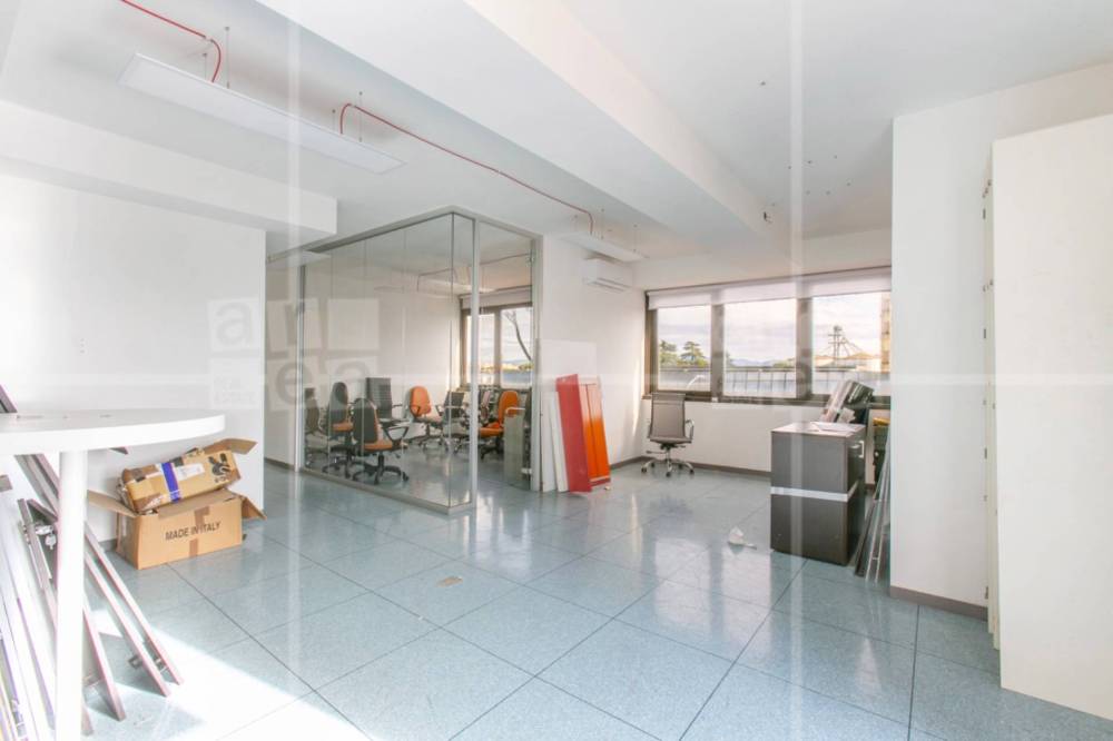 ufficio in affitto a Roma in zona Ponte Mammolo