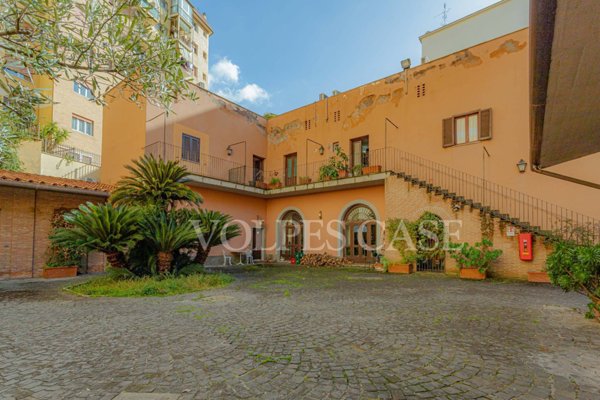 appartamento in affitto a Roma in zona Testaccio