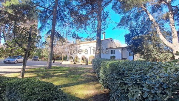 casa indipendente in affitto a Roma in zona Casal Morena