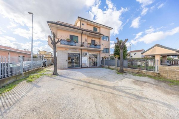 appartamento in affitto a Roma in zona Castelverde