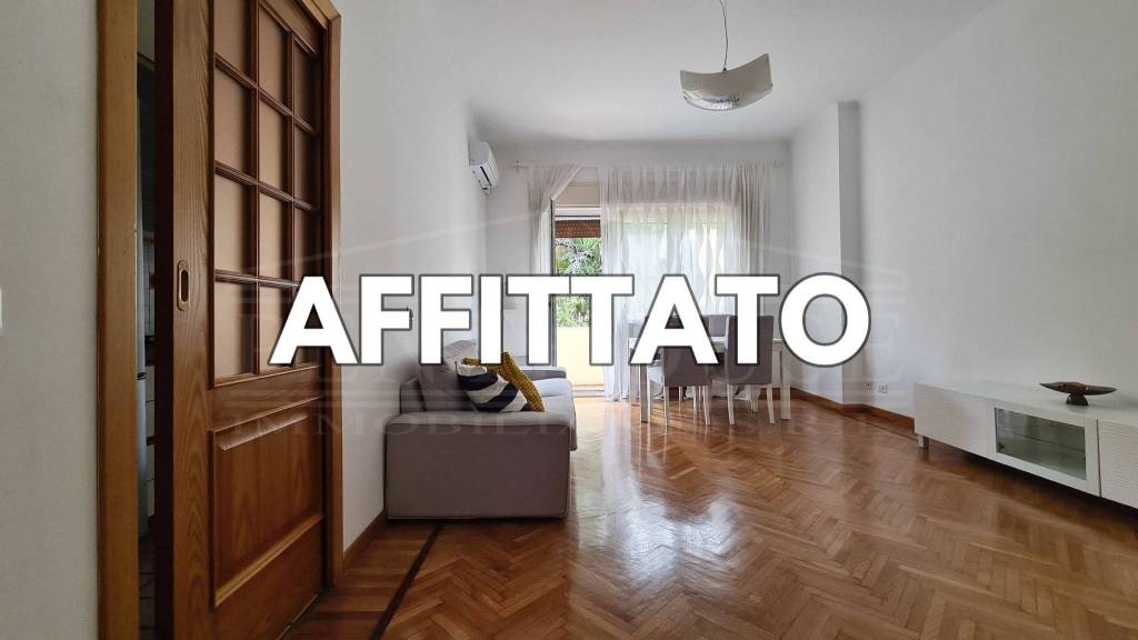 appartamento in affitto a Roma in zona EUR