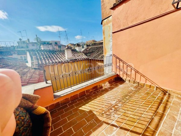 appartamento in affitto a Roma in zona Trevi-Colonna