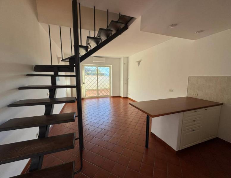 villetta a schiera in affitto a Roma in zona Infernetto