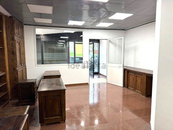 locale commerciale in affitto a Roma in zona Pietralata