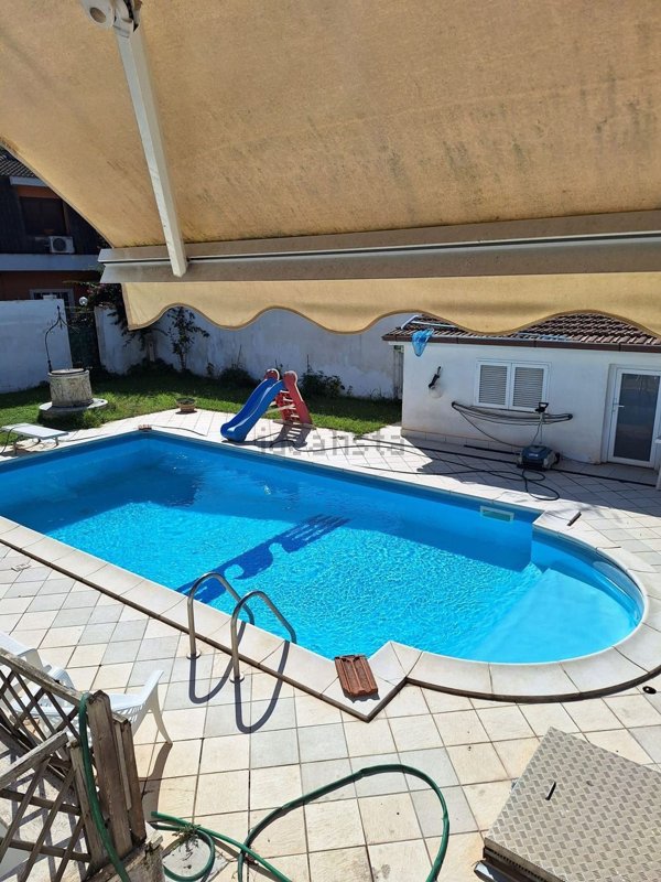 appartamento in affitto a Roma in zona Axa