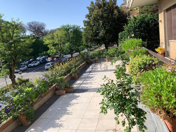 appartamento in affitto a Roma in zona EUR