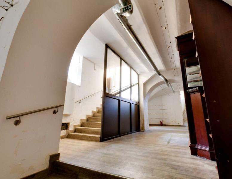 locale commerciale in affitto a Roma in zona Rione Prati