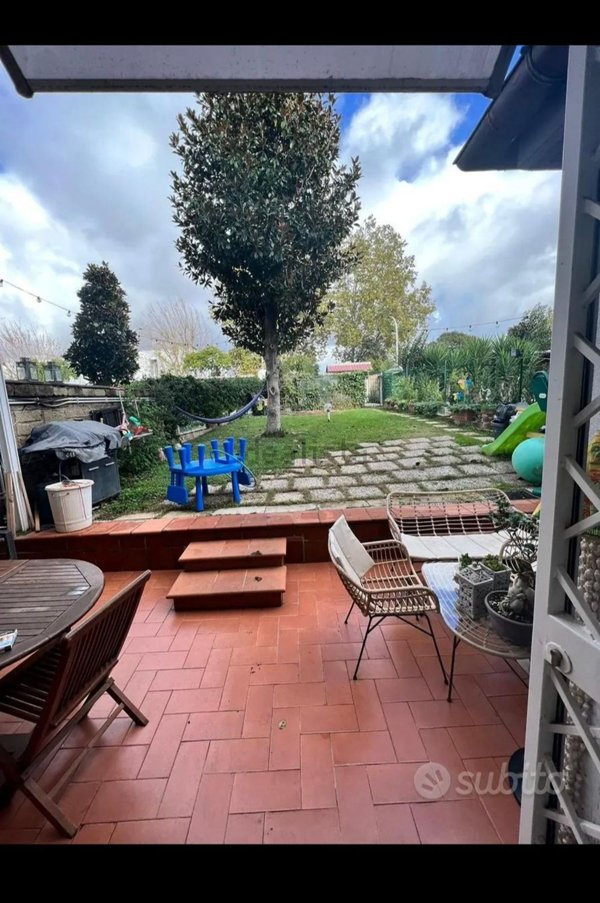 appartamento in affitto a Roma in zona Axa