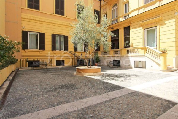 locale di sgombero in affitto a Roma in zona Ludovisi/Sallustiano