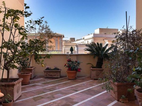 appartamento in affitto a Roma in zona Campo Marzio