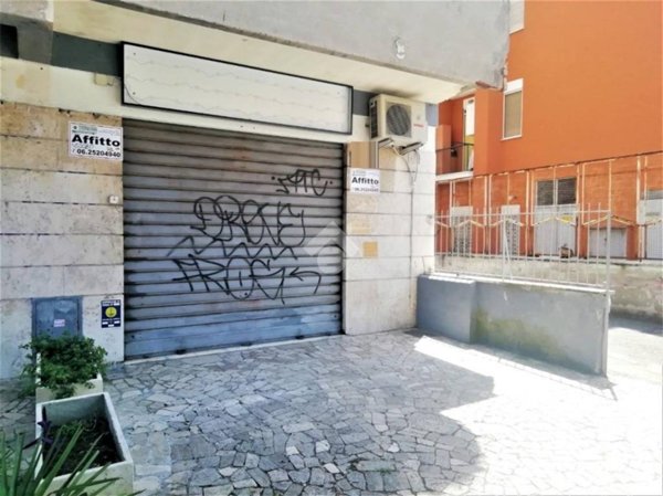 negozio in affitto a Roma in zona Prenestino-Centocelle
