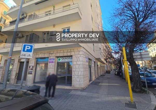 negozio in affitto a Roma in zona Appio Latino