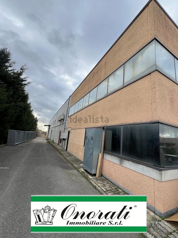 locale commerciale in affitto a Roma in zona Casalotti