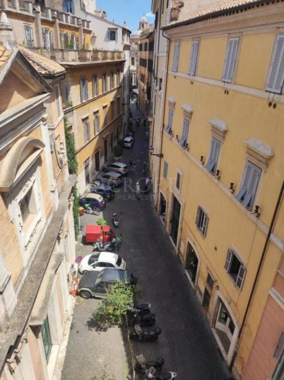 appartamento in affitto a Roma in zona Parione/Sant'Eustachio