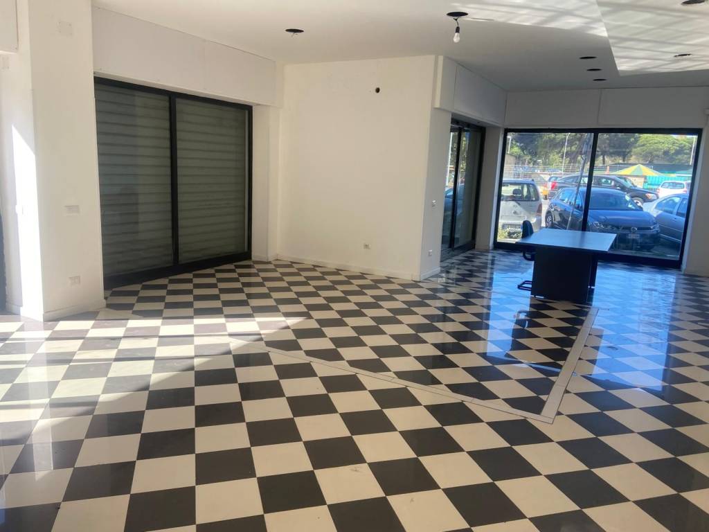 negozio in affitto a Roma in zona Ostia