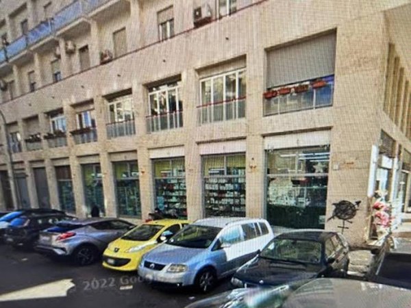 negozio in affitto a Roma in zona Don Bosco