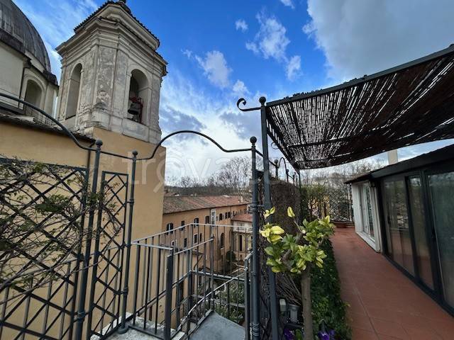 appartamento in affitto a Roma in zona Parione/Sant'Eustachio