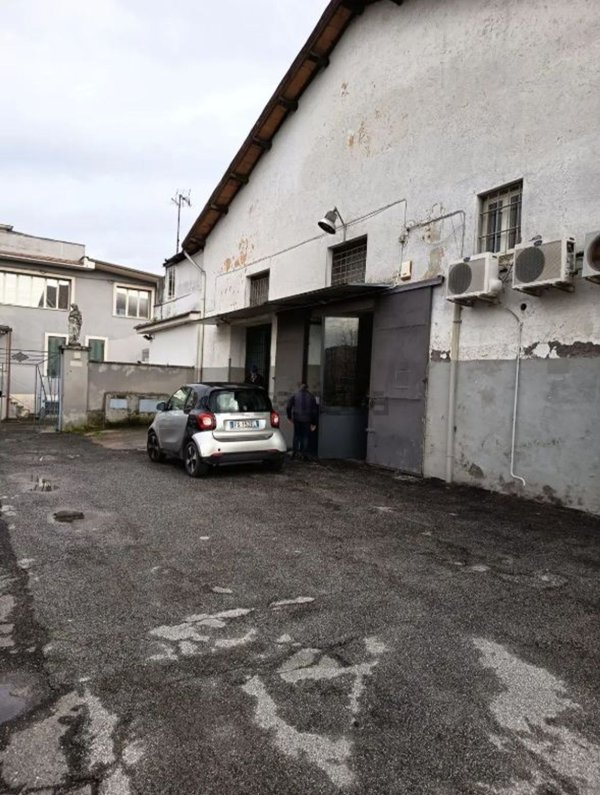 capannone in affitto a Roma in zona Collatino