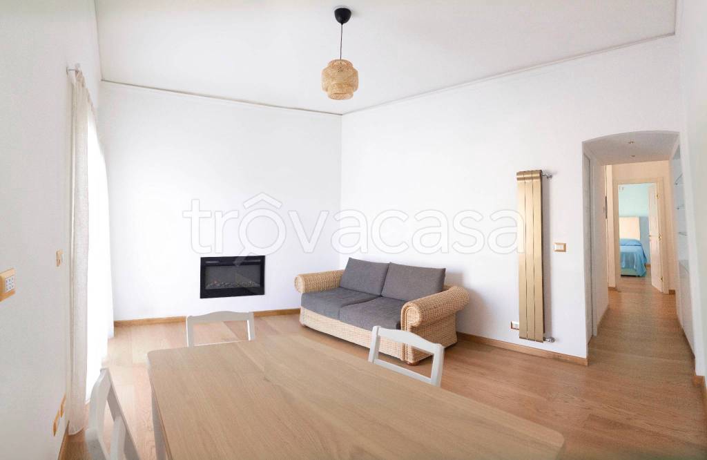 appartamento in affitto a Roma in zona Ostia