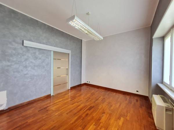 ufficio in affitto a Roma in zona EUR