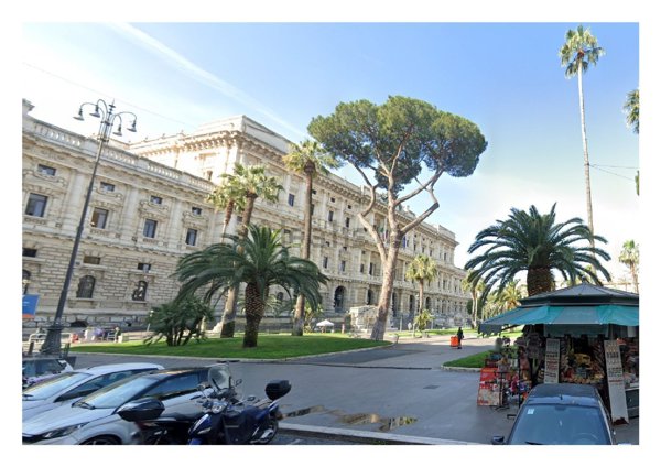 locale commerciale in affitto a Roma in zona Rione Prati