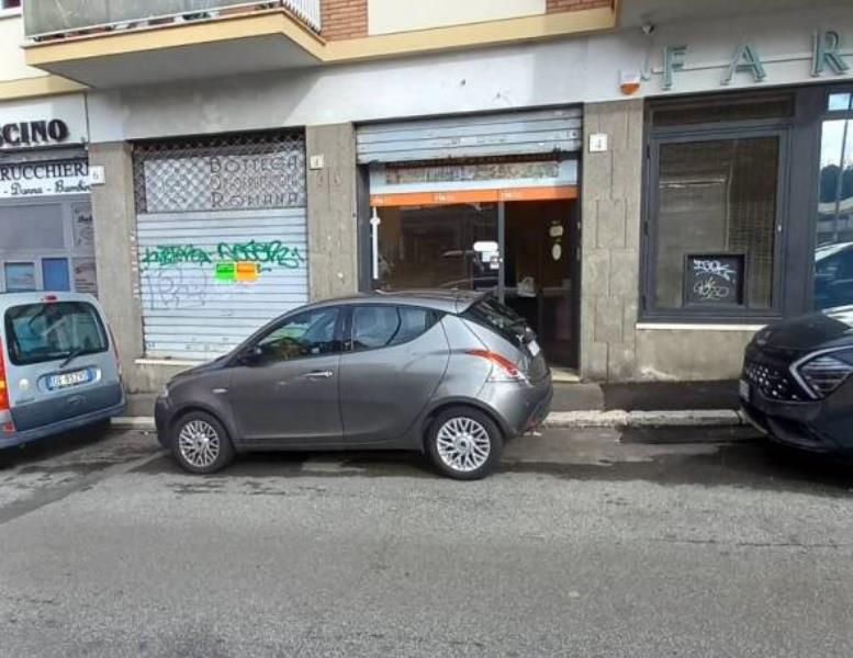 negozio in affitto a Roma in zona Gianicolense