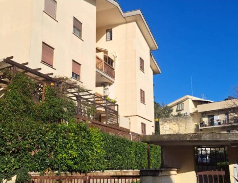 appartamento in affitto a Roma in zona Pantan Monastero
