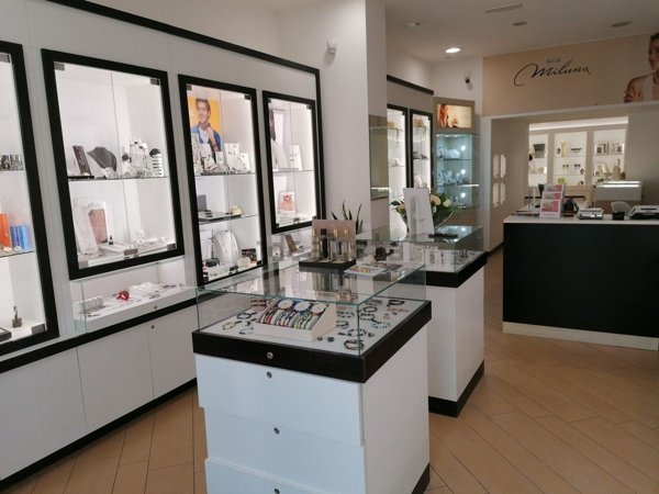 locale commerciale in affitto a Roma in zona Ostiense