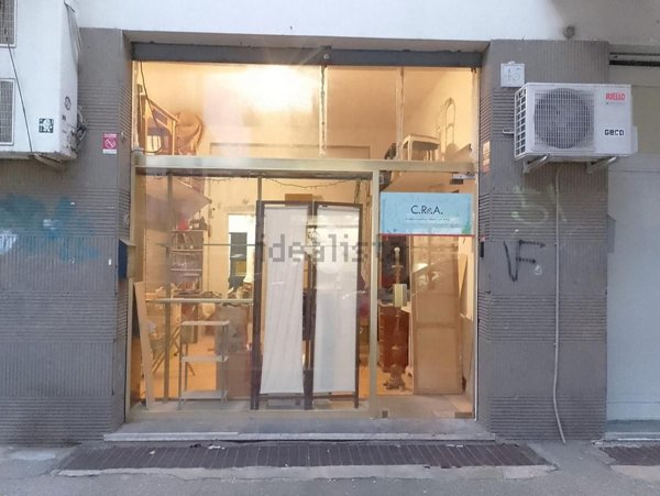 locale commerciale in affitto a Roma in zona Appio Latino