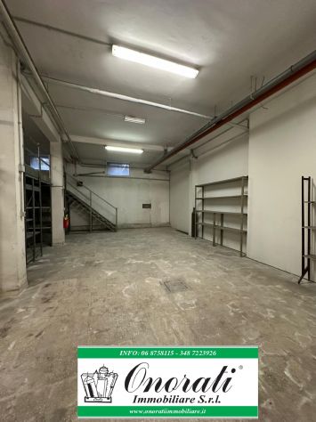locale commerciale in affitto a Roma in zona Collatino
