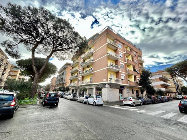 appartamento in affitto a Roma in zona Ostia