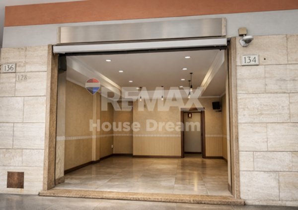 negozio in affitto a Roma in zona Don Bosco