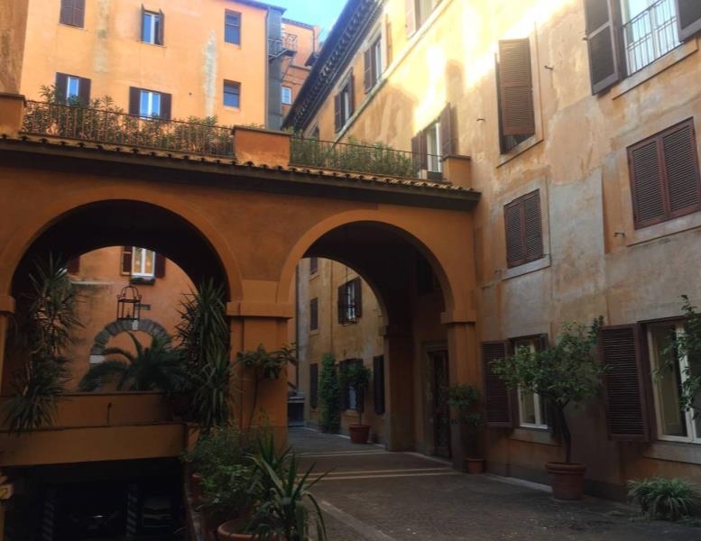 appartamento in affitto a Roma in zona Parione/Sant'Eustachio