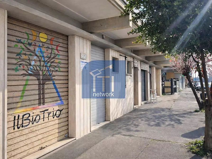 locale commerciale in affitto a Roma in zona Ostia