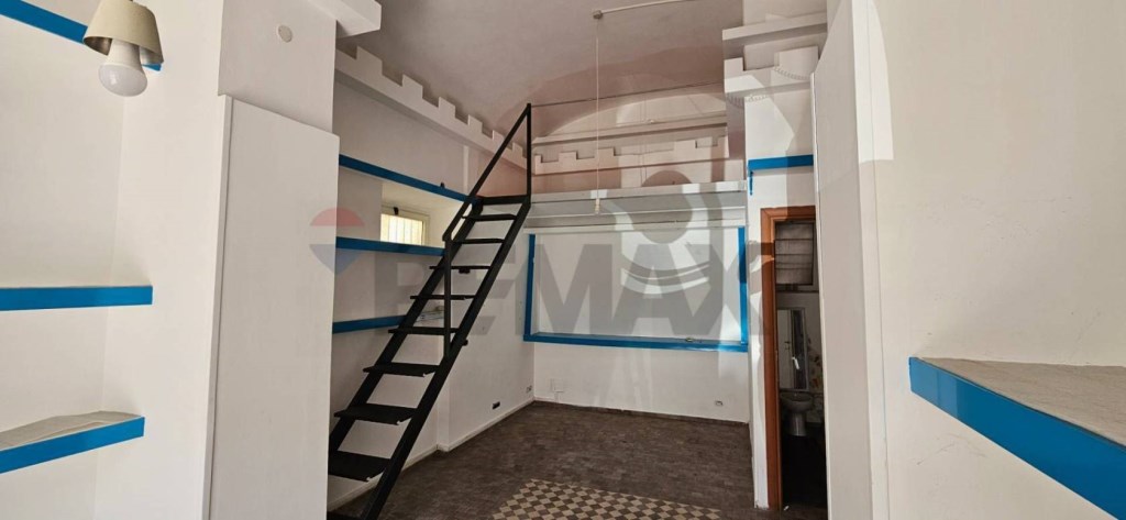 locale commerciale in affitto a Roma in zona Prenestino-Centocelle