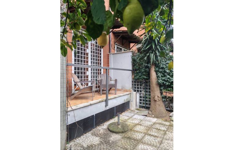 casa indipendente in affitto a Roma in zona Acilia