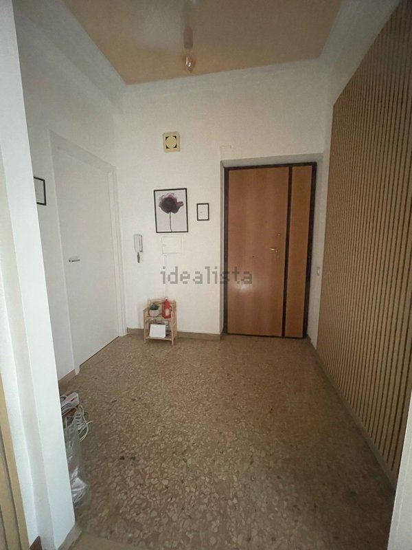 ufficio in affitto a Roma in zona Torre Spaccata